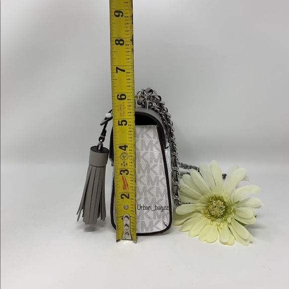 Michael Kors Rose Small Crossbody - Picture 4 of 9